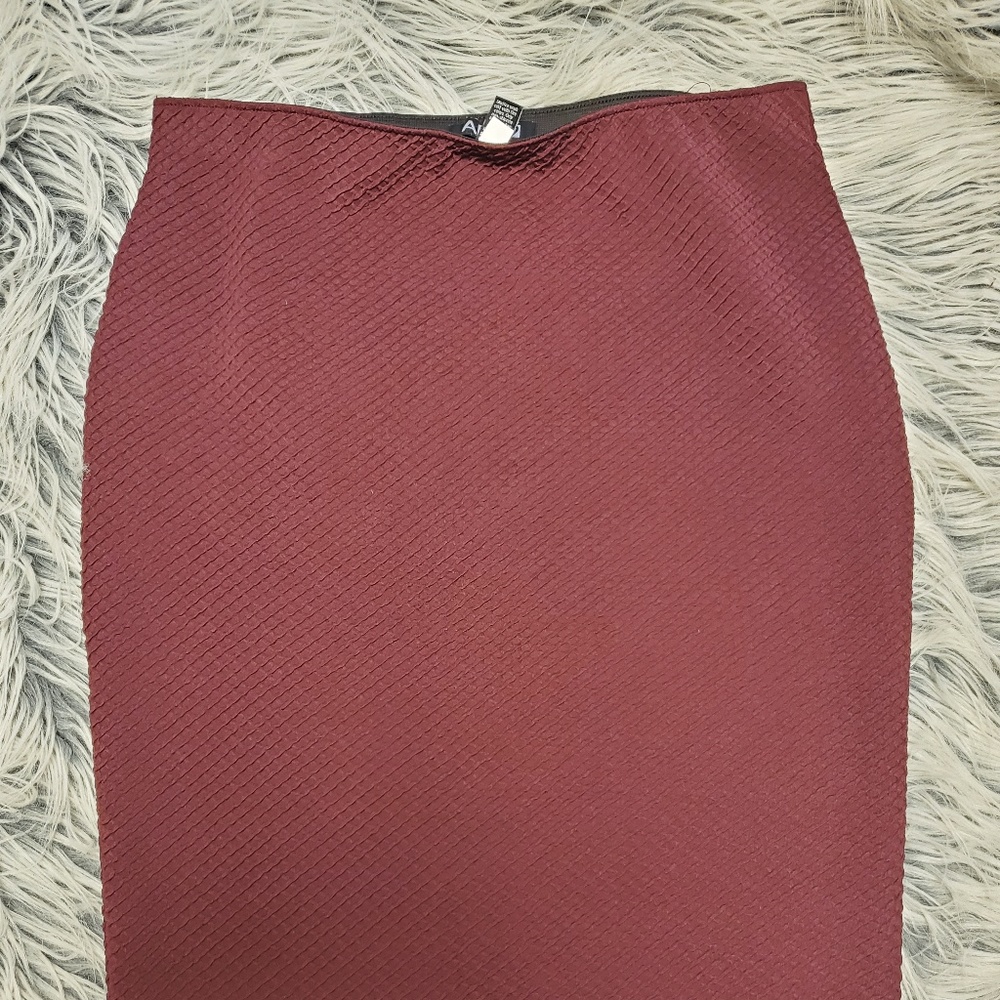 Apt 9 burgundy pencil skirt